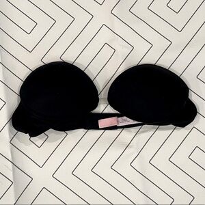 Victoria Secret Black Strapless Bra. Sz 32B
